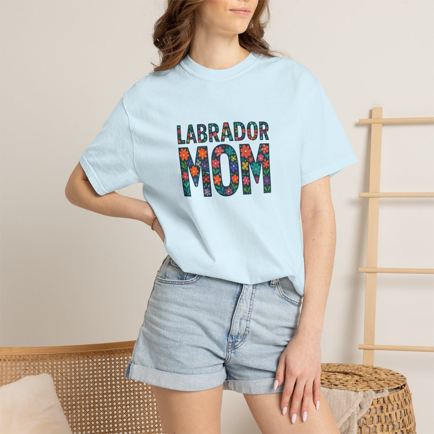 Labrador Mom T-Shirt