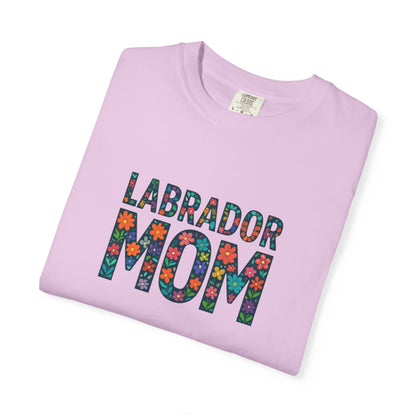 Labrador Mom T-Shirt