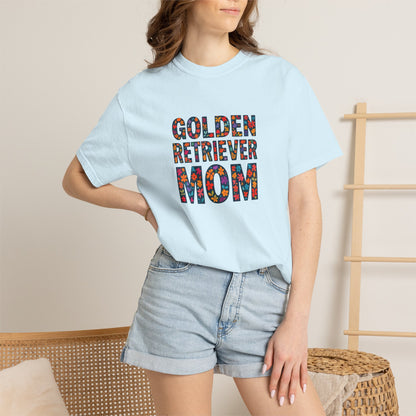 Golden Retriever Mom T-Shirt - The Perfect Gift for Dog Moms