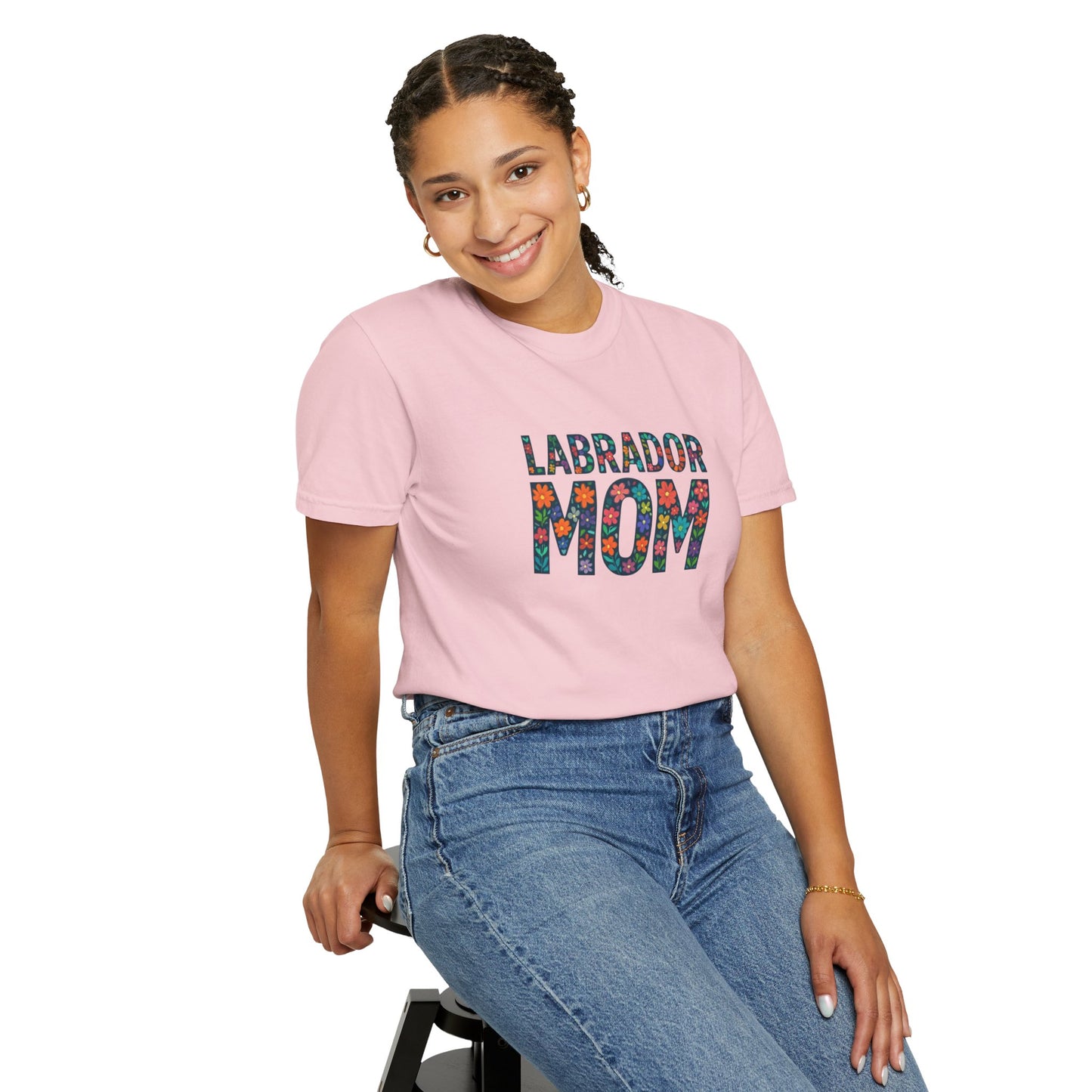Labrador Mom T-Shirt