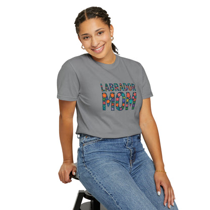 Labrador Mom T-Shirt