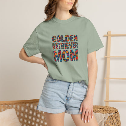 Golden Retriever Mom T-Shirt - The Perfect Gift for Dog Moms