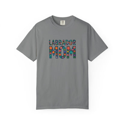 Labrador Mom T-Shirt