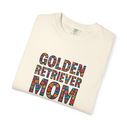 Golden Retriever Mom T-Shirt - The Perfect Gift for Dog Moms